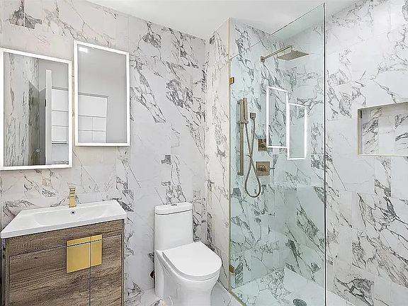 5th image of 455 Lexington Ave #4AA