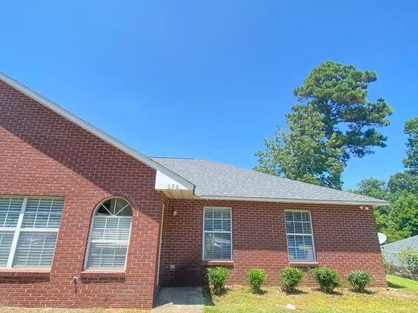 696 Yeager Ln, Auburn, AL 36832