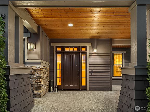2nd image of 9026 NE 127th Place