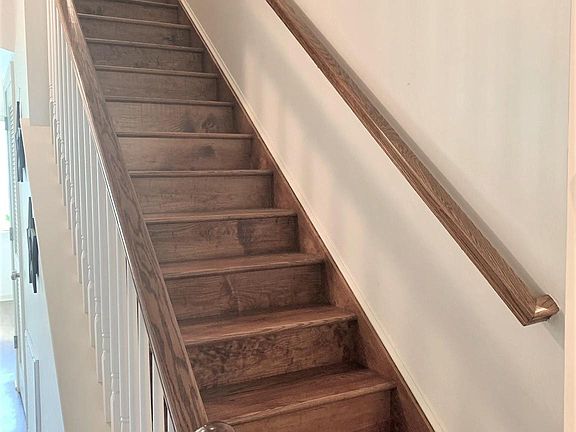 5th image of 4114 Lauriston St #304
