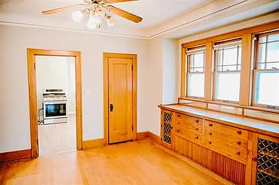 2887 Mary St - 1 — Photo 2