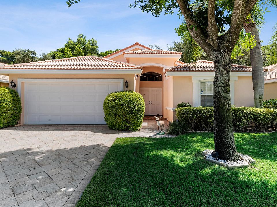1st image of 7414 Lugano Dr