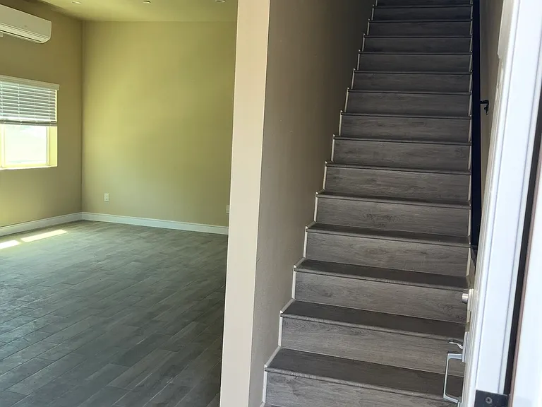 4853 Grace Ave #2 — Photo 8