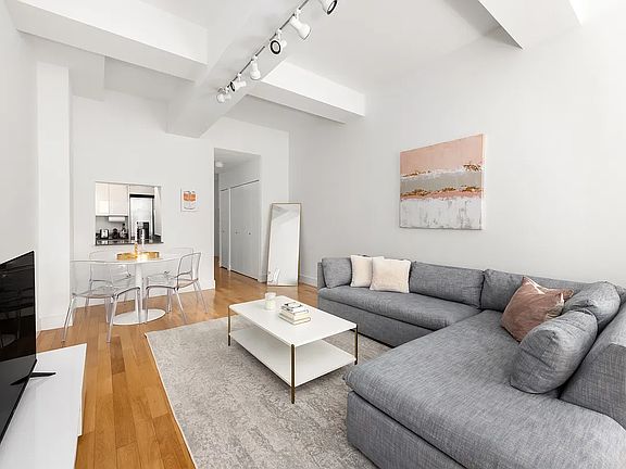2nd image of 99 John St APT 511