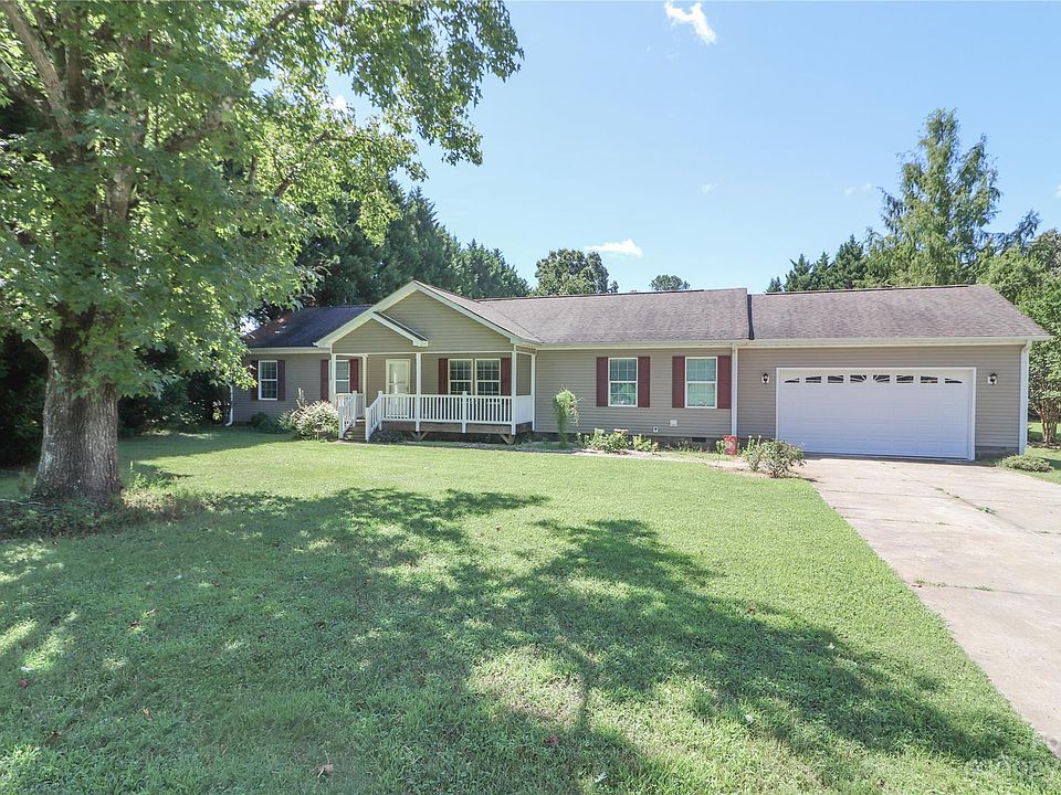 1st image of 105 Wildflower Ln