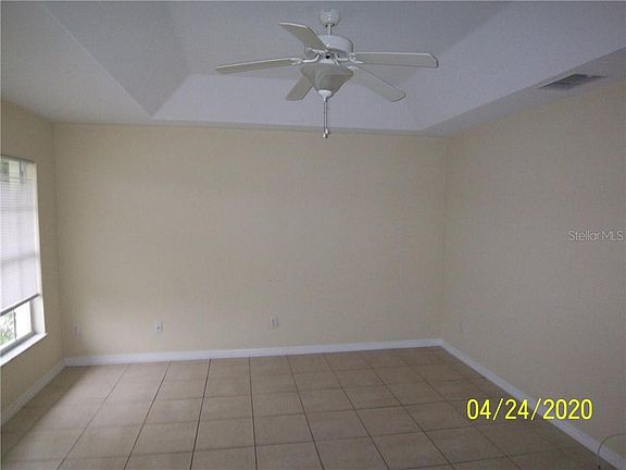 3rd image of 7 E North Blvd