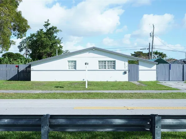 10921 Snapper Creek Dr, Miami, FL 33173