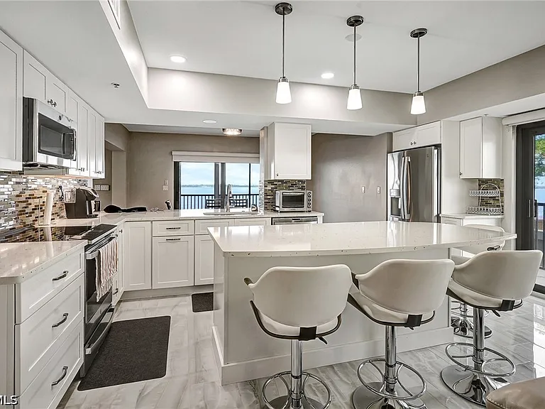 1900 Virginia Ave #103 — Photo 19
