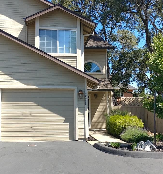 1st image of 3355 La Canada Dr