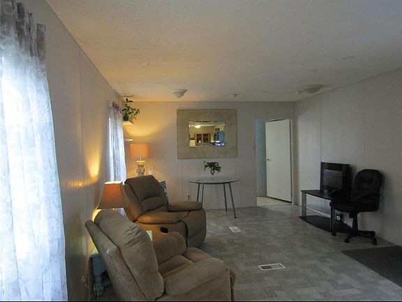 5th image of 333 9th St