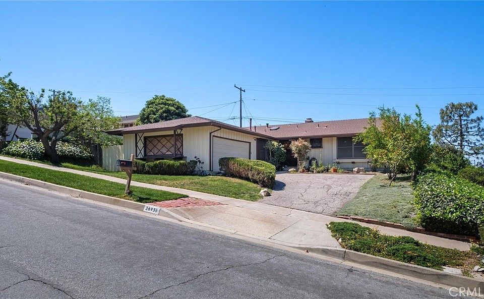 1st image of 26935 Whitestone Rd