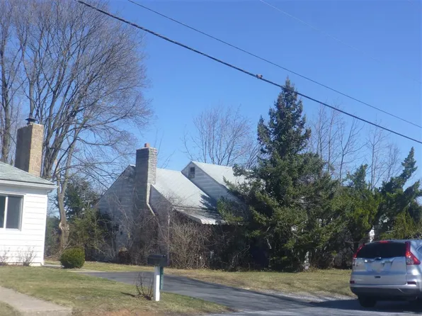 5210 Locust Ln, Harrisburg, PA 17109