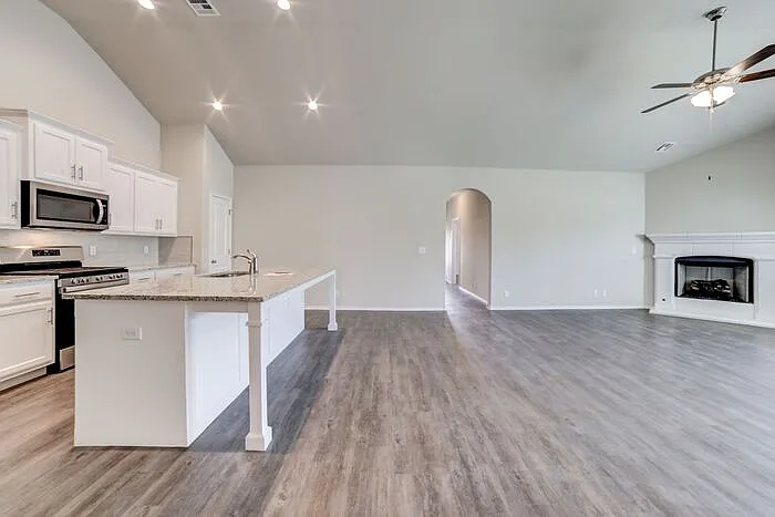 2420 W Imperial Ct — Photo 19