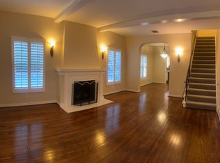 10814 Lindbrook Dr, Los Angeles, CA 90024