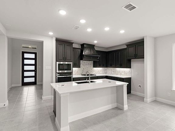 03_5612 Chevalier, Celina