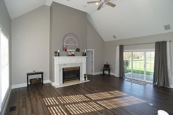 5th image of 165 White Oak Dr