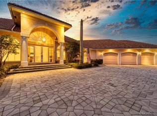 860 SW Squire Johns Ln, Palm City, FL 34990