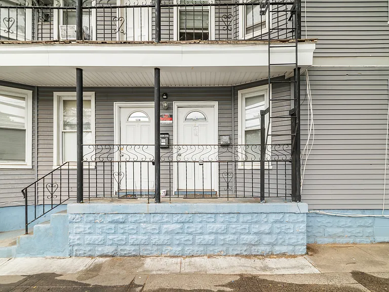 705 Dixwell Ave #1R — Photo 19