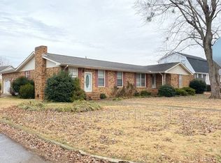 1901 Edwards Ave, Muscle Shoals, AL 35661