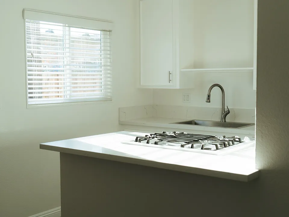 1022 Georgia St #104