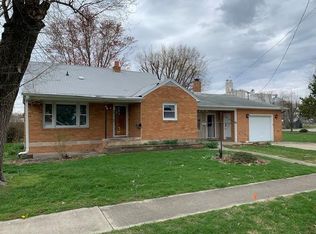 304 W Elm St, Teutopolis, IL 62467