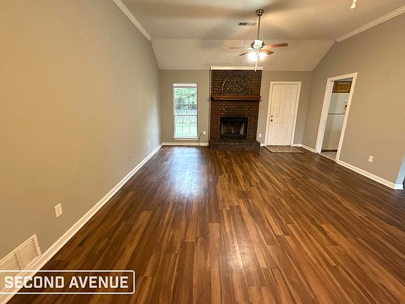 3rd image of 2779 Juanita Cir W