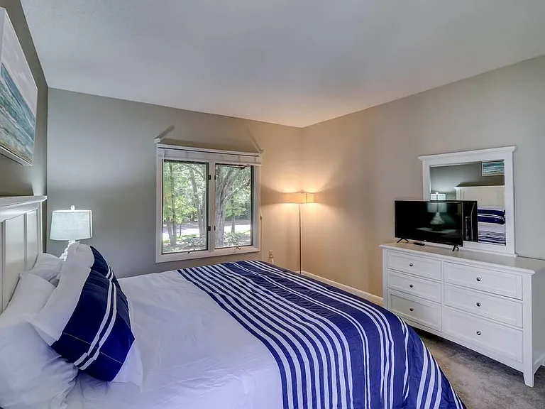 3 Shelter Cove Ln #7453 — Photo 12