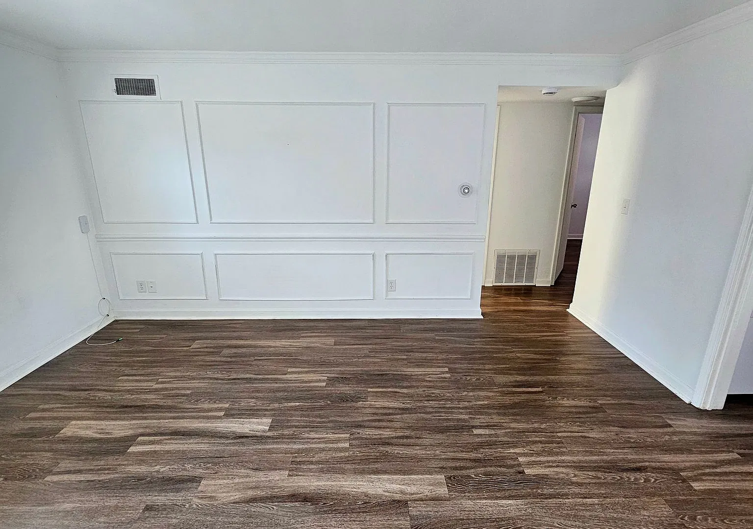 Wilging Apts — Photo 2