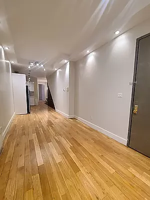 Rented by EXR | media 15