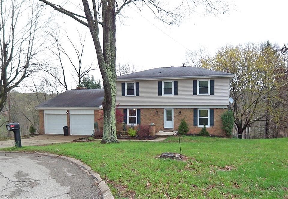 1st image of 49 Lake Dr