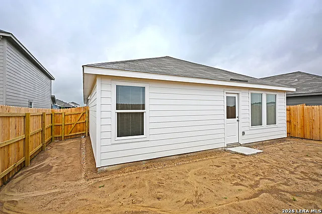 2415 Shady Grv — Photo 22