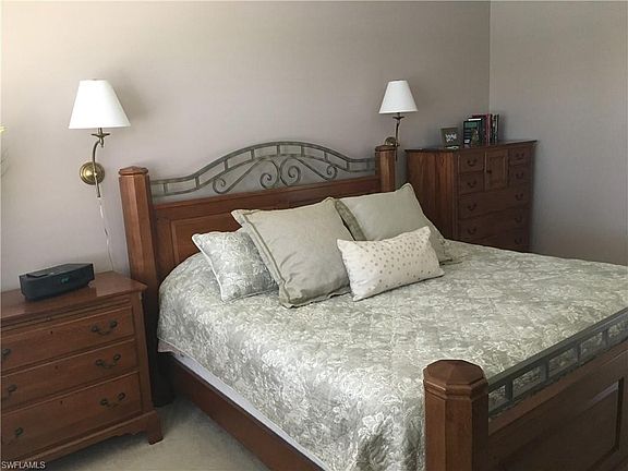 4th image of 3989 Bishopwood Ct E Unit 201
