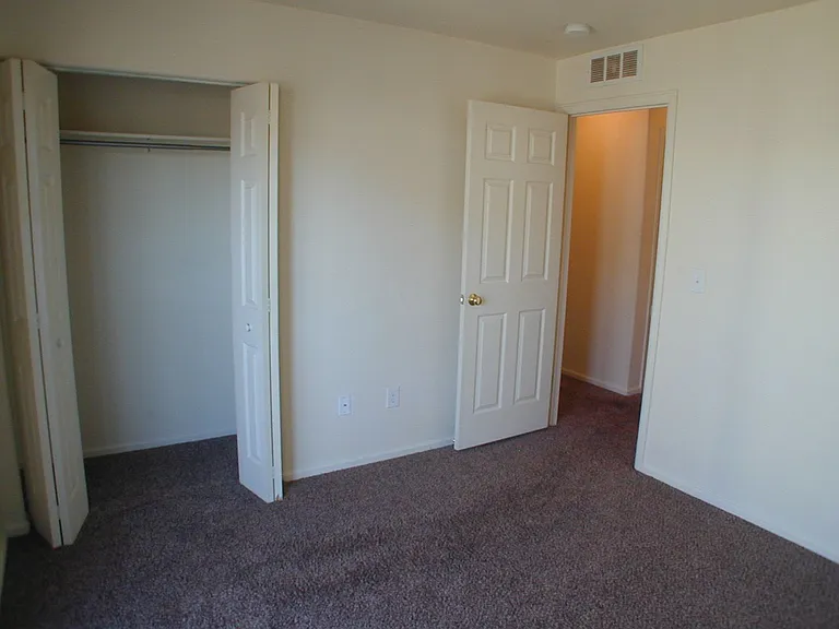 308 Snyder Ave — Photo 7