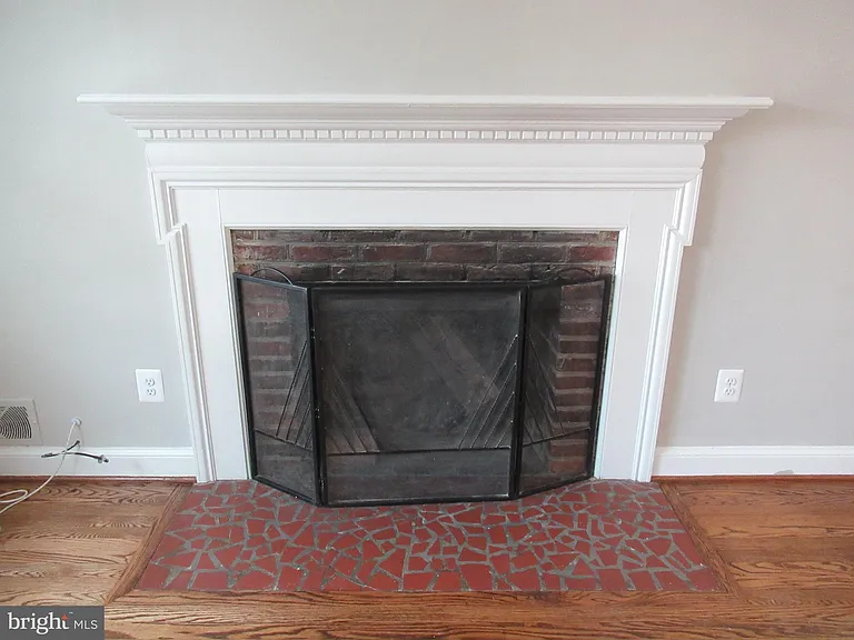 2142 N Stafford St #1 — Photo 4
