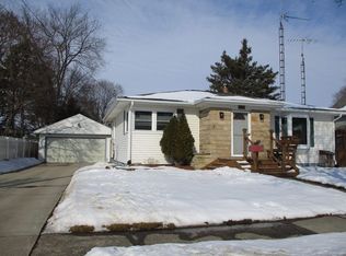 509 E Genesee St, Durand, MI 48429