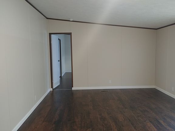 4th image of 5205 Jack Pine Dr