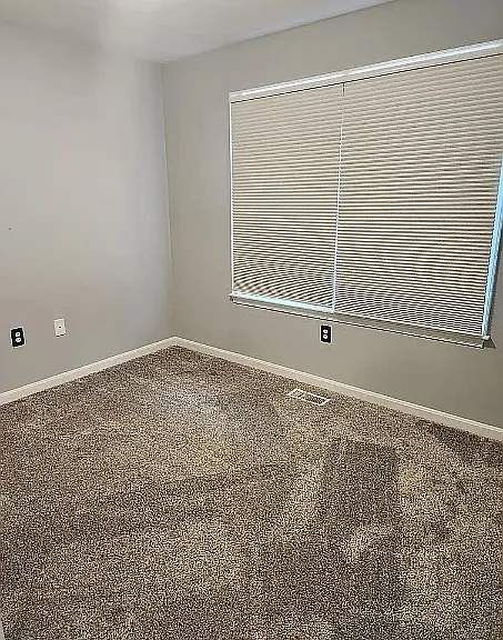 239 Morningside Dr — Photo 11