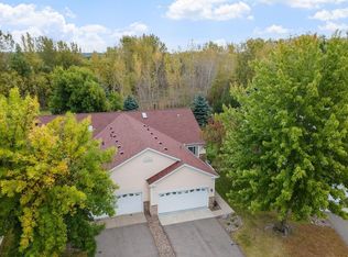 9042 Preserve Trl, Savage, MN 55378