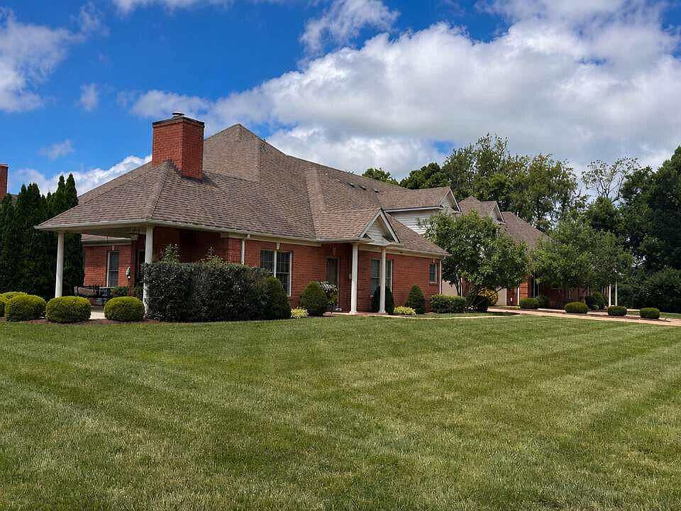 1st image of 150 Sugartree Ln