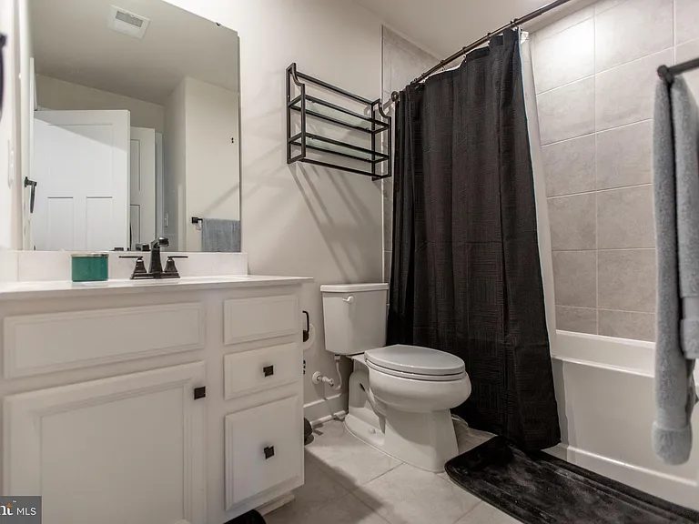 18105 Red Cedar Rd — Photo 15
