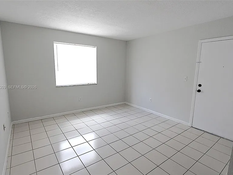 656 NW 114th Ave #103 — Photo 3