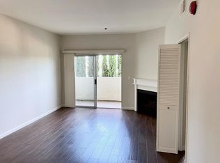 11915 Riverside Dr #207A, Valley Village, CA 91607