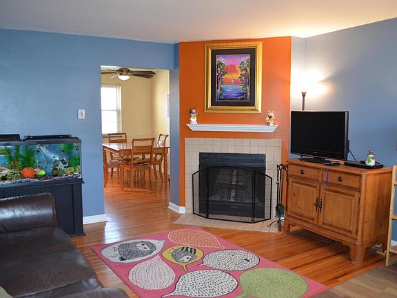 5th image of 1810 Northwest Ct APT E