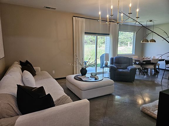 4th image of 1409 Paddington Cir