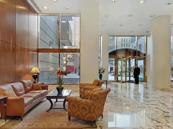 235 East 40th Street image 19 of 20