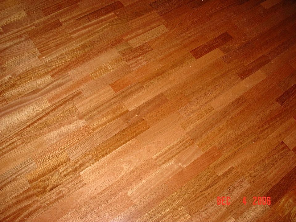 New Hardwood floor installed Dec 2006 in Great Room