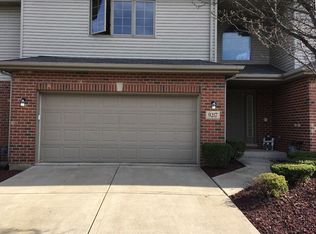 9217 Kylemore Ct, Tinley Park, IL 60487