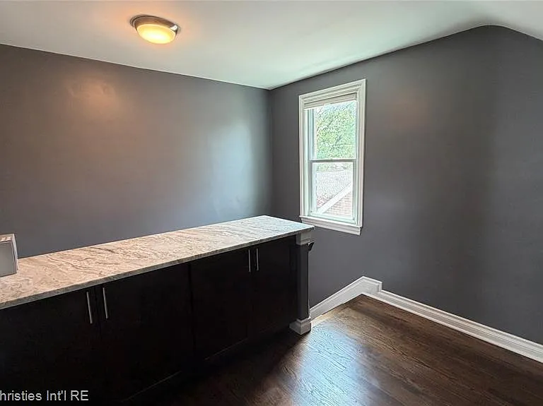 2990 Oakshire Ave — Photo 14