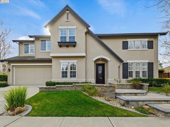 595 Old Oak Rd, Livermore, CA 94550