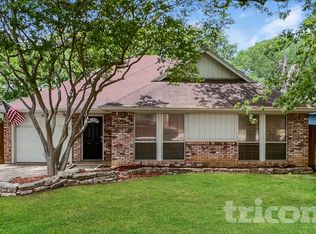 5506 Lordsburg Trl, Arlington, TX 76017